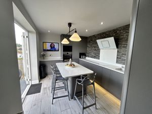 Photo 6- click for photo gallery